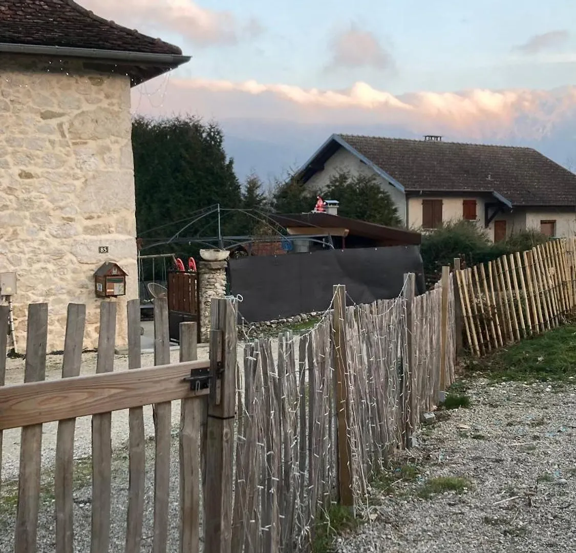 Homestay La Chambre Du Lac Novalaise France