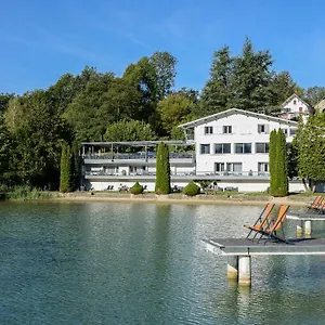 Novalaise Plage Hotel